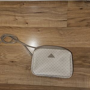 Liz claiborne vintage crossbody/shoulder